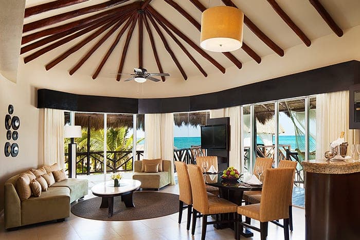 El Dorado Casitas Royale: Casita Living Room