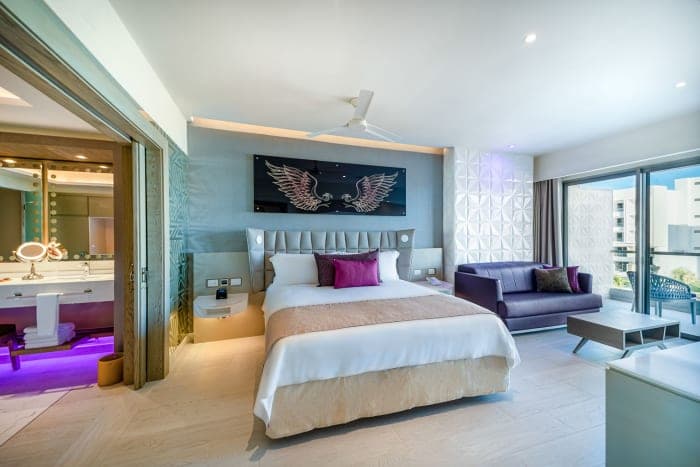 Planet Hollywood Adult Scene Cancun by Royalton, An Autograph Collection: Director Suite