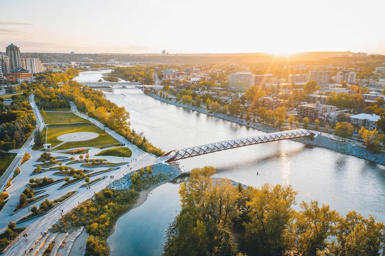 A sun setting on a scenic view of Calgary, Alberta