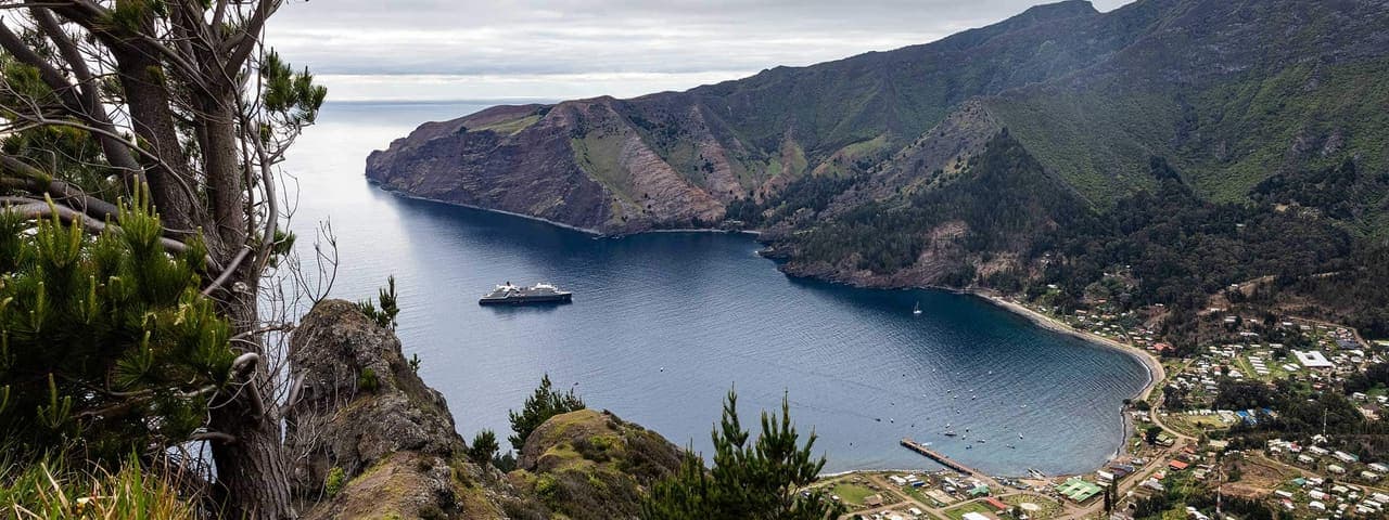 Robinson Crusoe Island