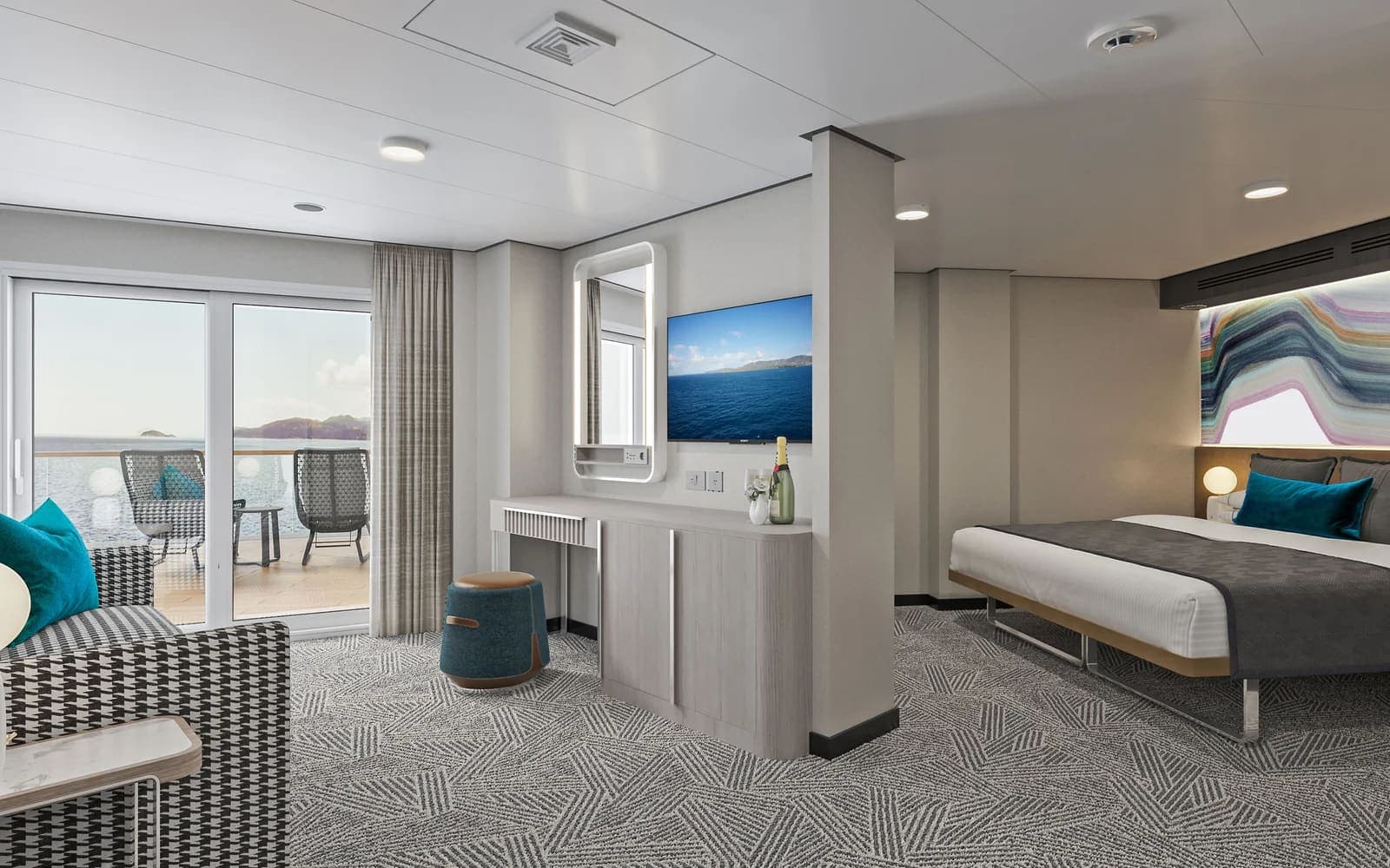 Aft-Facing Suite with Large Balcony, Norwegian Aqua