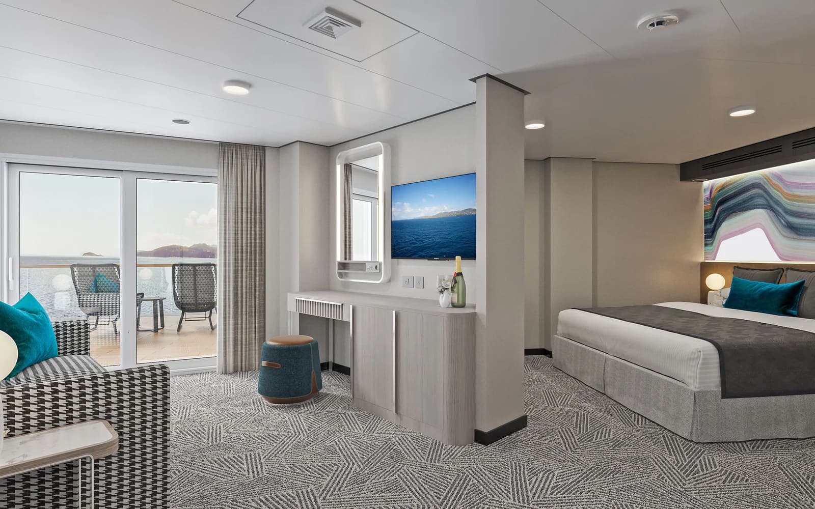 Aft-Facing Suite with Large Balcony, Norwegian Aura