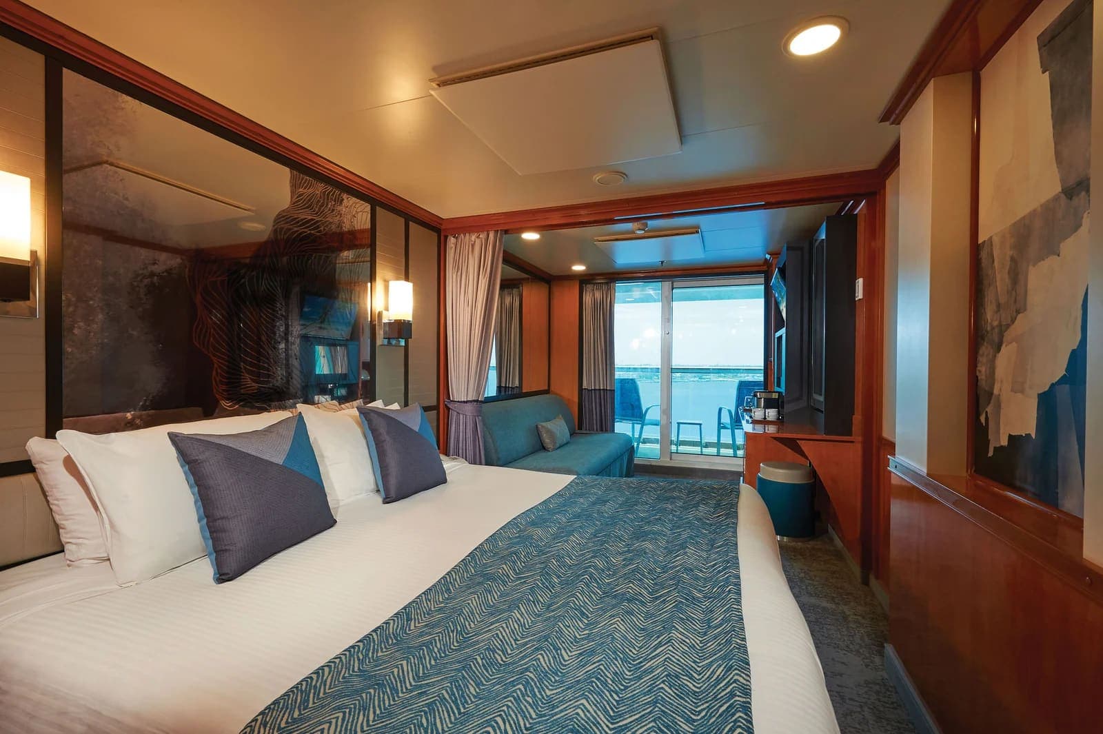 Club Balcony Suite, Norwegian Dawn