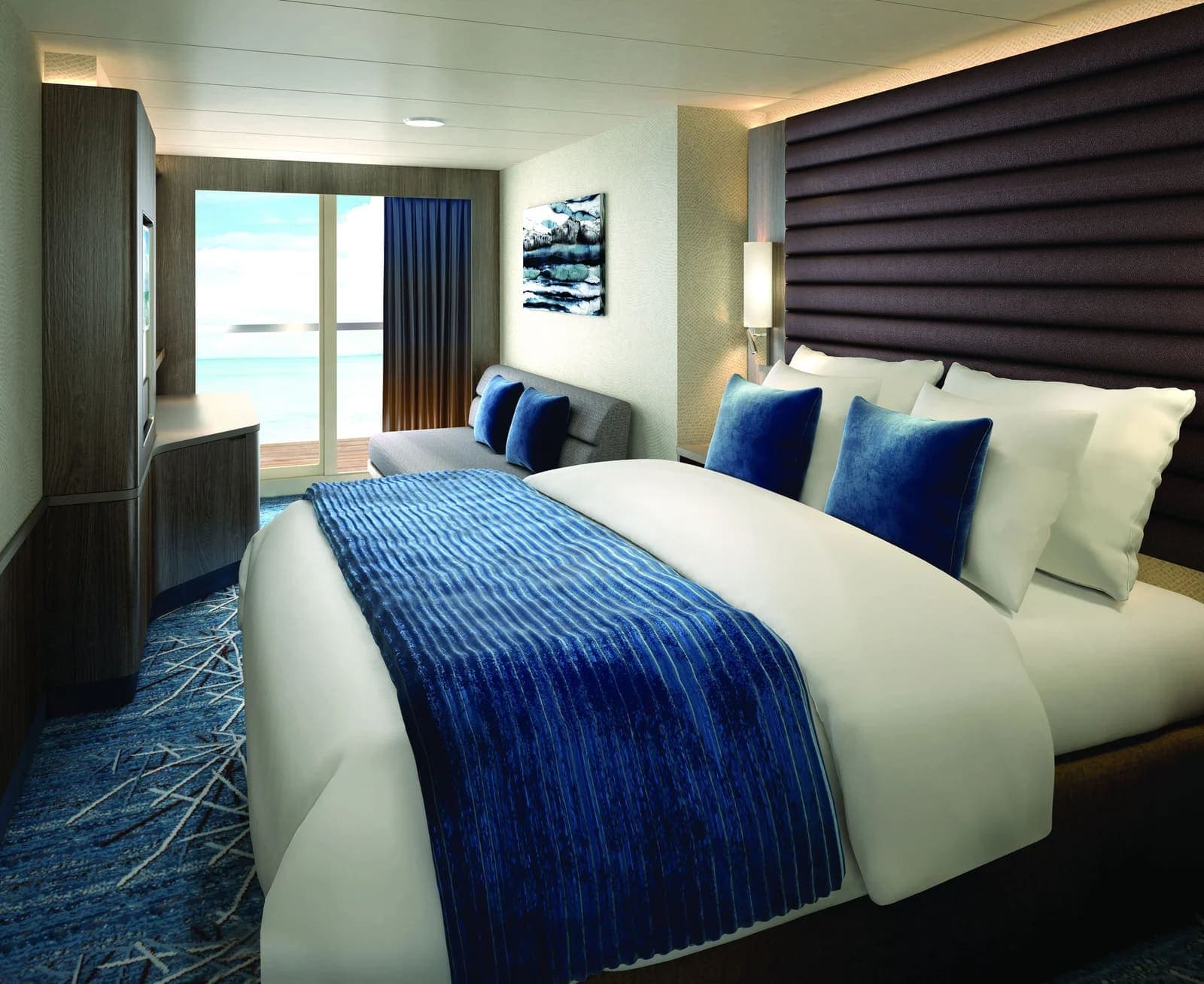 Family Club Balcony Suite, Norwegian Encore