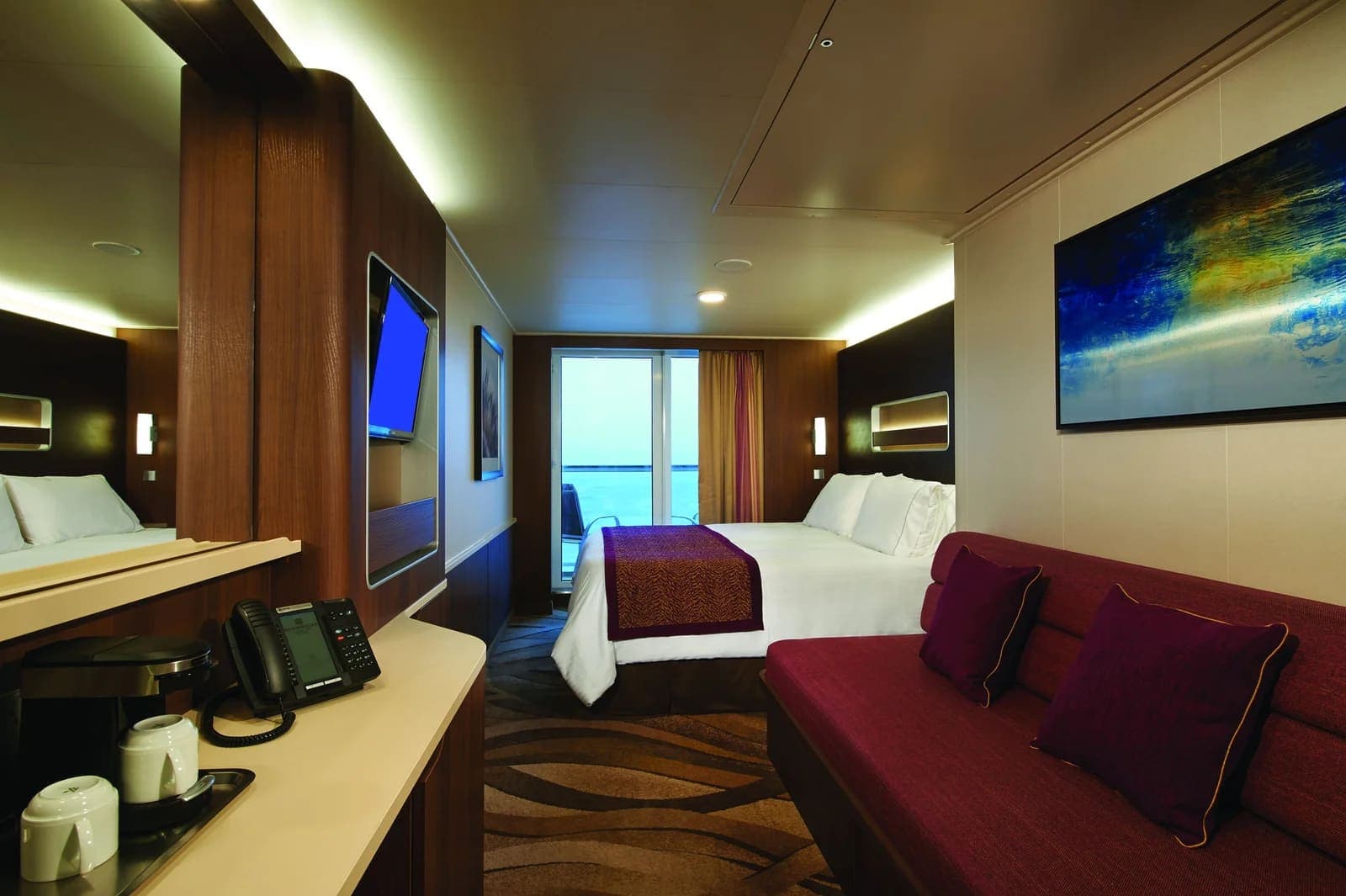 Aft-Facing Club Balcony Suite, Norwegian Escape