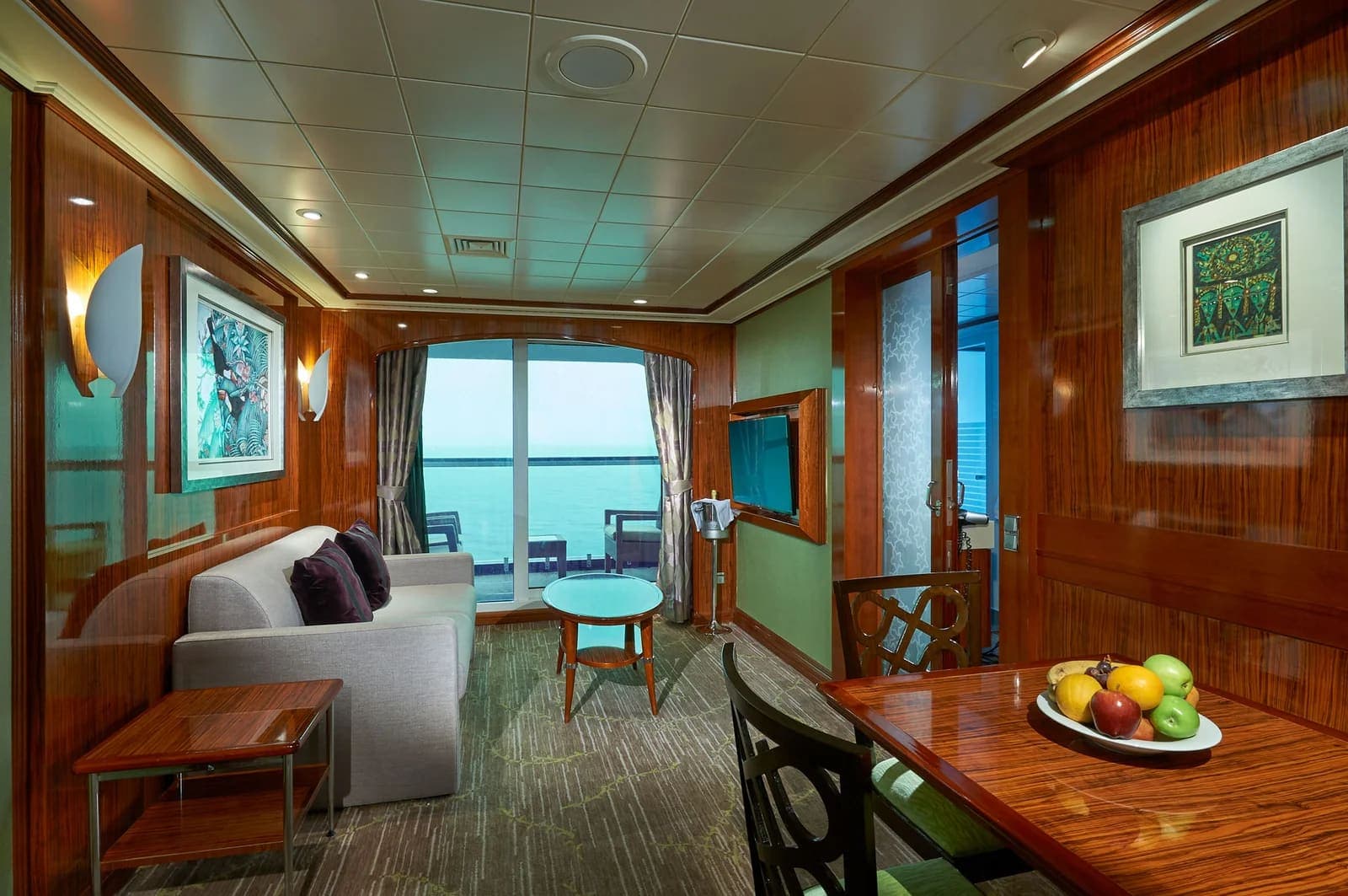 2-Bedroom Deluxe Family Suite with Balcony, Norwegian Gem