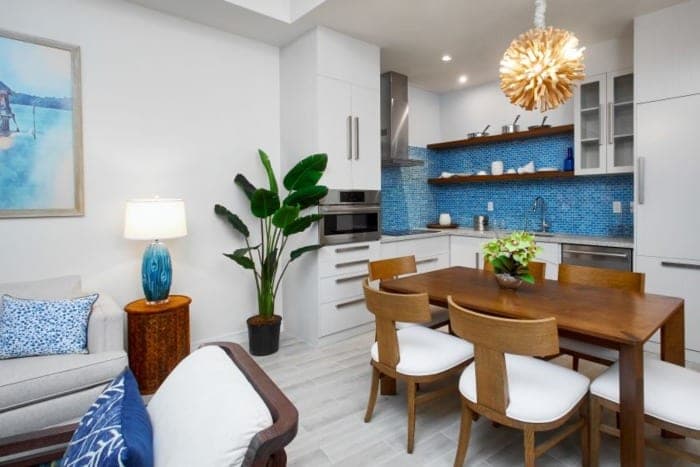 Margaritaville Beach Resort Nassau, Bahamas: Suite Kitchen
