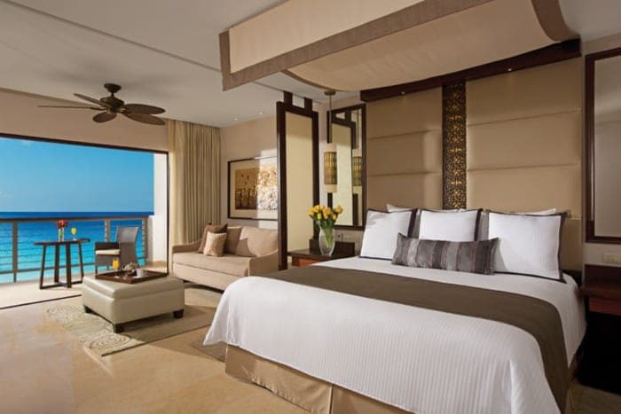Secrets Playa Mujeres Golf & Spa Resort: Guest Room
