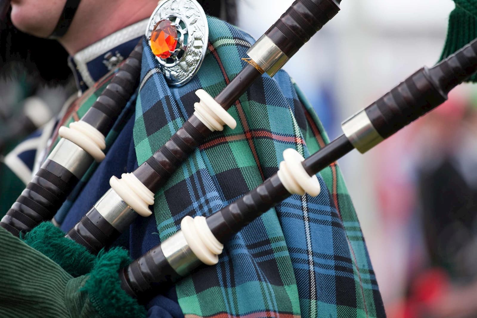 Bag Piper in Edinburgh, Scotland