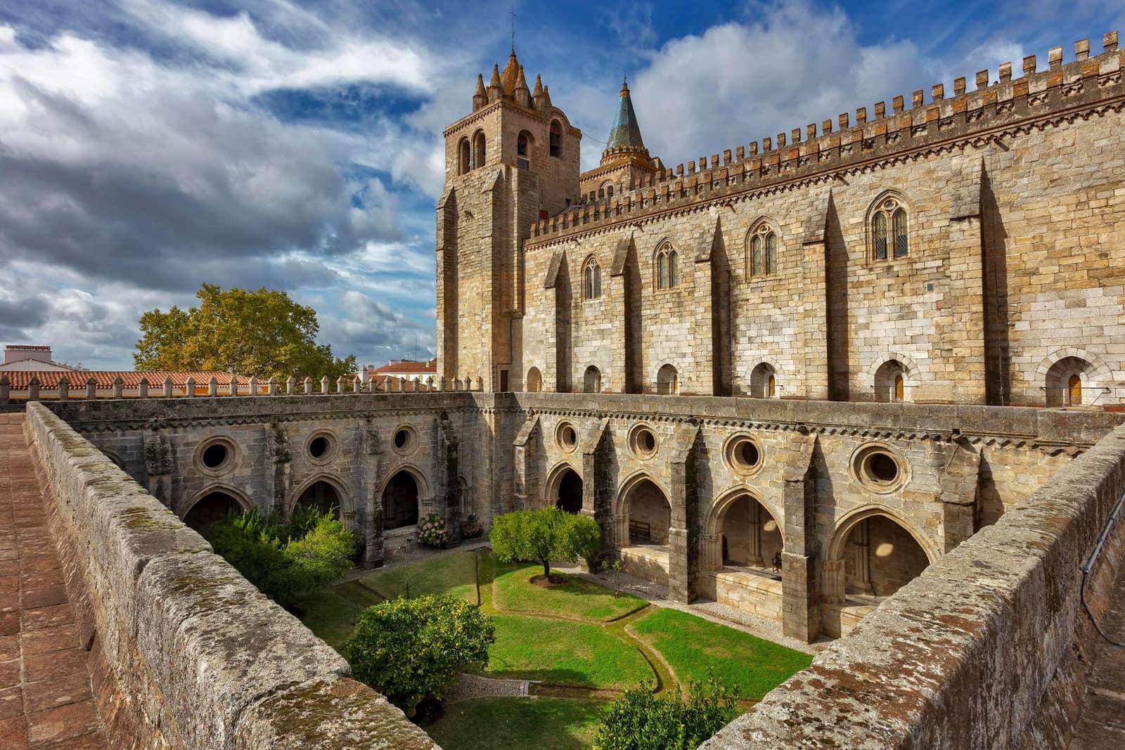 Se Cathedral de Evora in Portugal