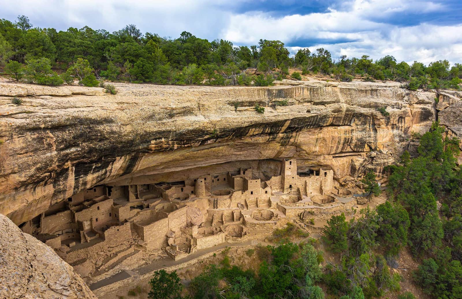 Cliff Palace in Mesa Verde National Park, USA