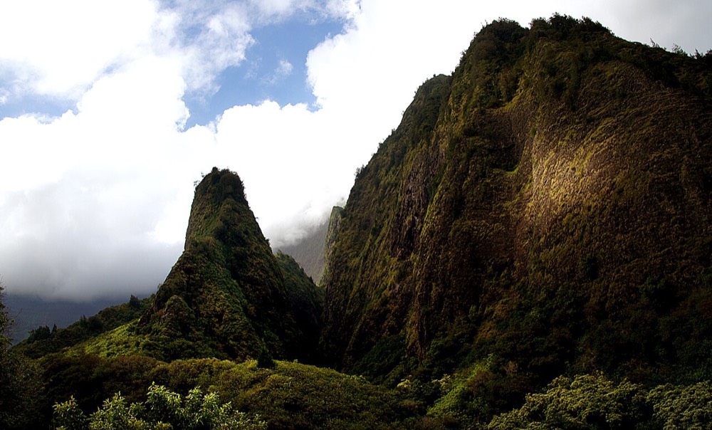 Iao Valley State Monument